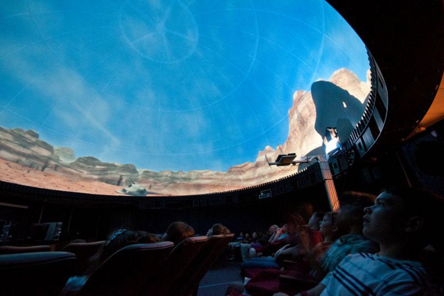 Students at the Pat Thomas Planetarium
