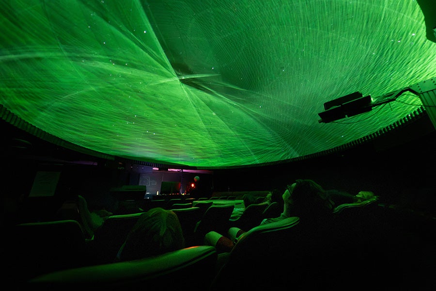 students at the Pat Thomas Planetarium